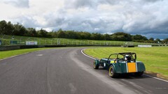 Caterham R600 Car Sports Car green cars race tracks