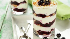 dessert food blackberries