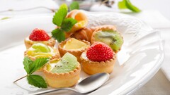 dessert fruit strawberries food spoon