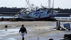 Japan earthquakes wreck