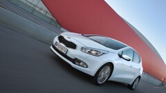 Kia Cee'd Car numbers white cars vehicle