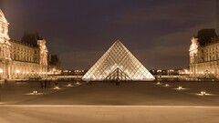 Louvre long exposure Paris Museum