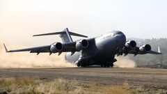 military aircraft airplane jets sky C-17 Globmaster military