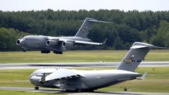 military aircraft airplane sky jets C-17 Globmaster Aircraft