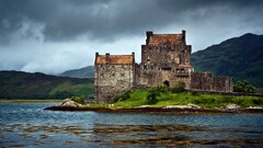Scotland Island uk Mountains Lake overcast castle Eilean Donan