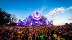 Ultra Music Festival Music crowds People