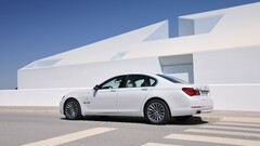BMW 7 Car sedan white cars BMW