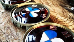 BMW heart hdr Cards logo