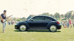 Car Volkswagen fusca Volkswagen New Beetle side view watermarked