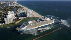 cruise ship cityscape aerial view vehicle ship Sea
