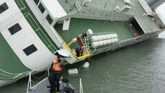 cruise ship wreck ship