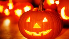 Halloween pumpkin glowing eyes