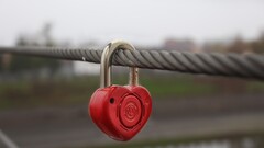 heart lock metal