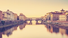 Italy ponte vecchio arno (river) firenze