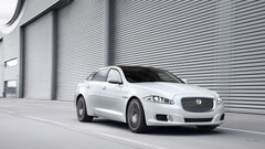 Jaguar XJ Jaguar (car) Car vehicle British cars silver cars