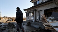 Japan earthquakes ruin