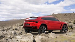 Lamborghini Urus concept cars red cars