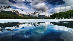 nature Lake Mountains Trees reflection Canada