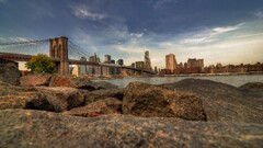 new york city cityscape brooklyn bridge