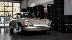 porsche 911 Car vehicle front angle view tires Garages Beige