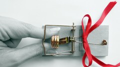 selective coloring traps fingers rings