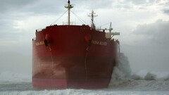 ship bulk carrier merchant ship