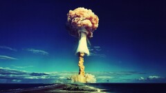 sky explosion Sea Bikini Atoll atomic bomb mushroom clouds