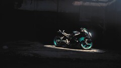 Suzuki hayabusa Superbike cyan dark