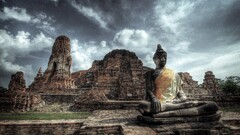 temple Buddha statue