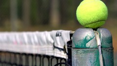 tennis tennis balls balls