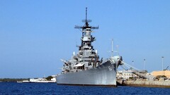 warship military vehicle bb 63